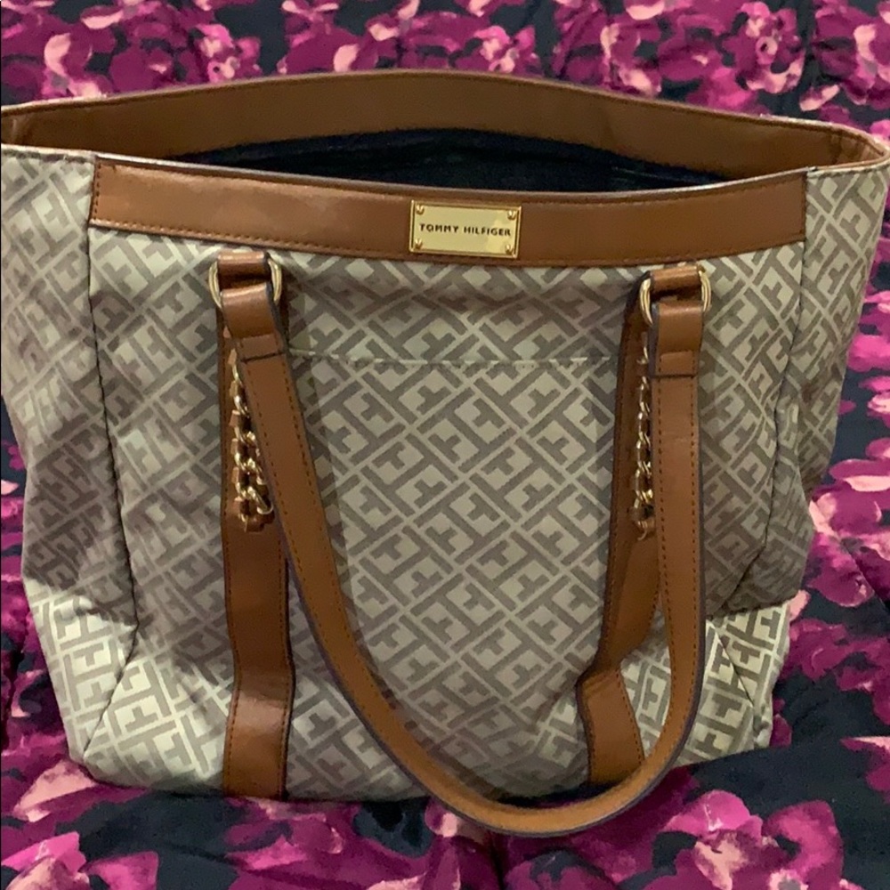 Tommy Hilfiger Tote